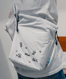 フロント刺繍 ドローストリングショルダーバッグ【FILA/フィラ × PEANUTS/ピーナッツ】