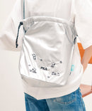 フロント刺繍 ドローストリングショルダーバッグ【FILA/フィラ × PEANUTS/ピーナッツ】