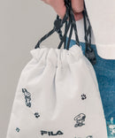 フロント刺繍 ドローストリングミニショルダーバッグ【FILA/フィラ × PEANUTS/ピーナッツ】