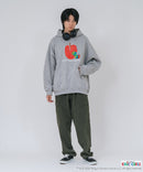 【はらぺこあおむし/The Very Hungry Caterpillar】【ユニセックスデザインでリンクコーデにも◎】裏起毛プルオーバーパーカー フーディ 保温 エリック・カール 絵本 キャラクター グッズ