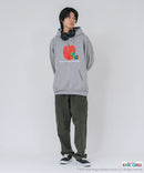 【はらぺこあおむし/The Very Hungry Caterpillar】【ユニセックスデザインでリンクコーデにも◎】裏起毛プルオーバーパーカー フーディ 保温 エリック・カール 絵本 キャラクター グッズ
