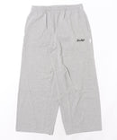 【BEN DAVIS/ベンデイビス】【シンプルながら細かなディティールが光る一本】カーブシルエットワイドパンツ スウェットパンツ イージーパンツ ワンポイント刺繍 ゴリラネームタグ 裾ショックコード ユニセックス