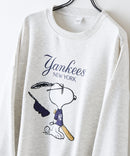 【PEANUTS/ピーナッツ】【ユニセックスデザインでリンクコーデにも◎】MLB×PEANUTS 裏起毛トレーナー 保温 キャラクター ドジャース ヤンキース パイレーツ
