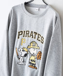 【PEANUTS/ピーナッツ】【ユニセックスデザインでリンクコーデにも◎】MLB×PEANUTS 裏起毛トレーナー 保温 キャラクター ドジャース ヤンキース パイレーツ