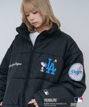 【PEANUTS/ピーナッツ】【ユニセックスデザイン リンクコーデ・カップルコーデにも◎】MLB×PEANUTS パファージャケット ブルゾン 中綿ジャケット オーバーサイズ スタンドネック 保温 ドジャース ヤンキース パドレス ❘ジーンズメイト公式オンラインショップ