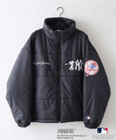【PEANUTS/ピーナッツ】【ユニセックスデザイン リンクコーデ・カップルコーデにも◎】MLB×PEANUTS パファージャケット ブルゾン 中綿ジャケット オーバーサイズ スタンドネック 保温 ドジャース ヤンキース パドレス ❘ジーンズメイト公式オンラインショップ