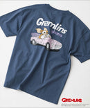 【Gremlins/グレムリン】オリジナルデザインTシャツ 刺繍 ドロップショルダー ユニセックス ブルーB柄 ❘ジーンズメイト公式オンラインショップ