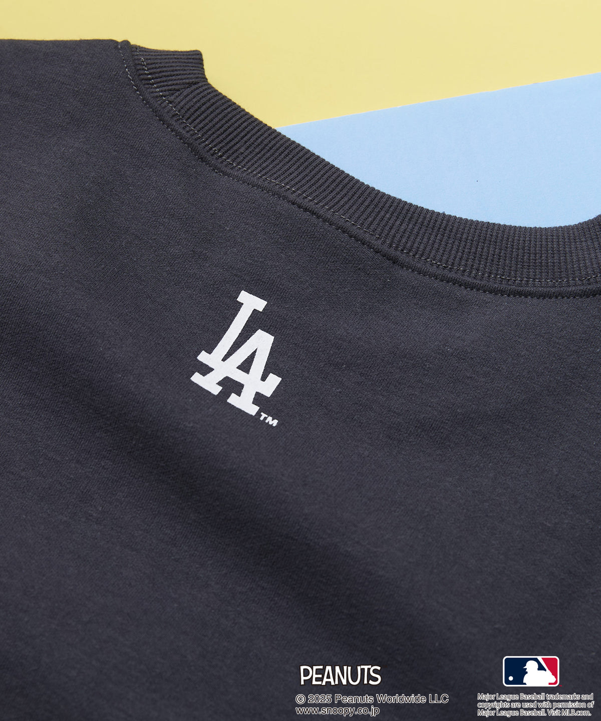 MLB ×PEANUTS オリジナルデザイン TCダンボール Tトレーナー