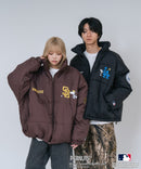 【PEANUTS/ピーナッツ】【ユニセックスデザイン リンクコーデ・カップルコーデにも◎】MLB×PEANUTS パファージャケット ブルゾン 中綿ジャケット オーバーサイズ スタンドネック 保温 ドジャース ヤンキース パドレス ❘ジーンズメイト公式オンラインショップ