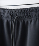 【BLUE STANDARD/ブルースタンダード】パフィースウェット バレルレッグパンツ ストレッチ 体型カバー 春服