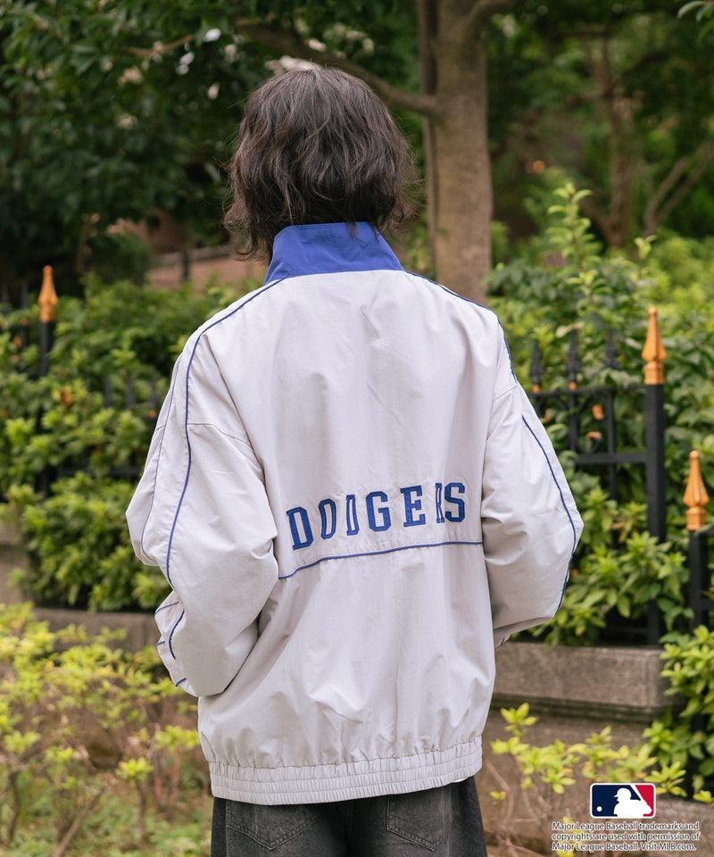 【MLB/メジャーリーグベースボール】パイピングナイロンジャケット