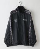 【BRKNHOME/ブロークンホーム】【身幅ゆったり ストレスフリーな着心地】袖総柄ライン 切り替え ナイロンジャケット ノームコア オーバーサイズ スタンドネック ビッグシルエット メンズライク ストリート ユニセックス