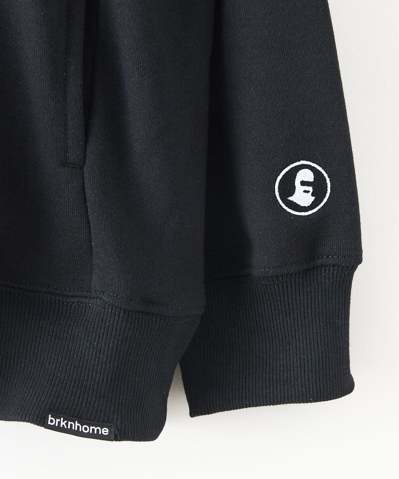 【BRKNHOME/ブロークンホーム】ブランドロゴ プリント スウェットトレーナー