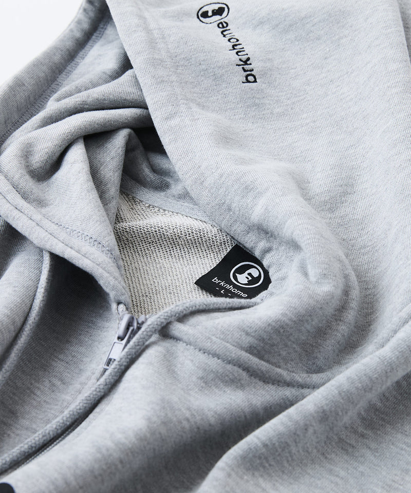 【BRKNHOME/ブロークンホーム】カレッジロゴ プリント フルジップ スウェットパーカー