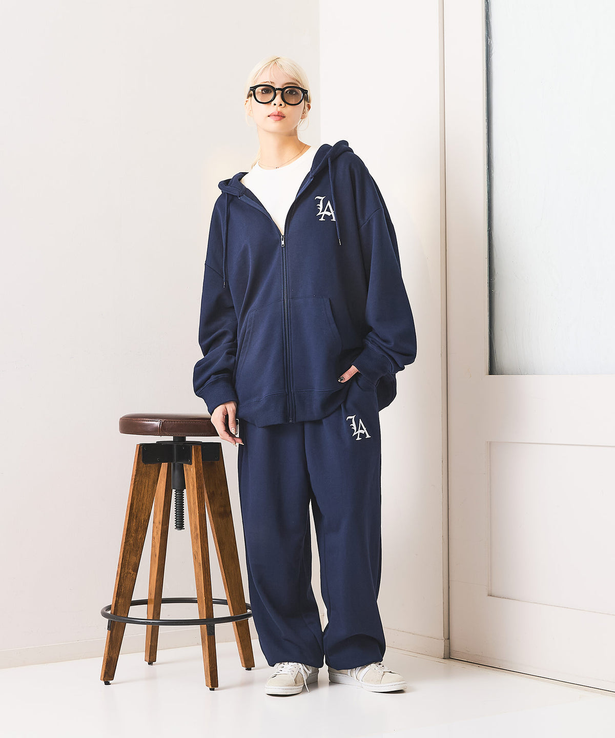 SAVIER：サビアー】LAロゴ刺繍 スウェットパンツ【セットアップ可能】