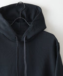 【HANES/ヘインズ】【スタンダードフィットで着る人を選ばない】Hanes SWEATS KURO スウェットフーディー 綿100% タグレス仕様 フード部二重仕立て ユニセックス
