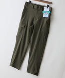 【BLUE STANDARD/ブルースタンダード】快適スーパーストレッチカーゴパンツ 遮熱 UVカット 冷感 軽量 イージーケア 毛玉レス ダークグリーン ❘ジーンズメイト公式オンラインショップ