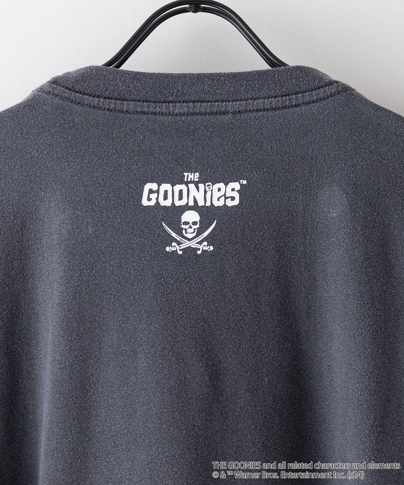 『The Goonies/グーニーズ』 パウダーブリーチ加工 ビッグシルエットロンT ドロップショルダー オーバーサイズ  ヴィンテージ加工