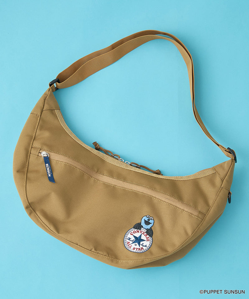 PUPPET SUNSUN×CONVERS SUNSUN CRESCENT SLING BAG/パペットスンスン コラボ/スリングバッグ【CONVERSE/コンバース】