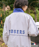 【MLB/メジャーリーグベースボール】パイピングナイロンジャケット