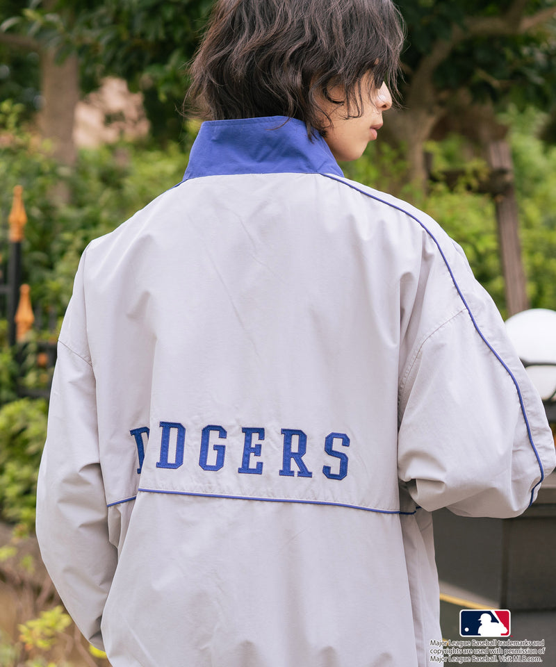 【MLB/メジャーリーグベースボール】パイピングナイロンジャケット