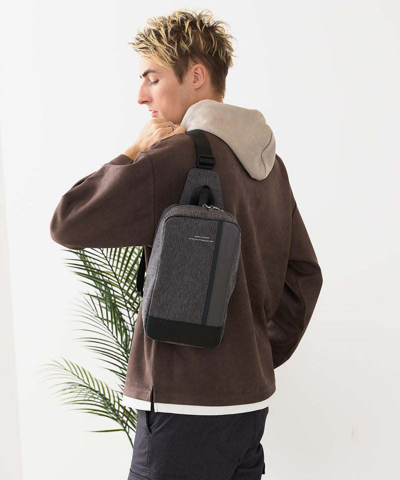 【BLUE STANDARD/ブルースタンダード】切り替え フェイクレザー ボディーバッグ