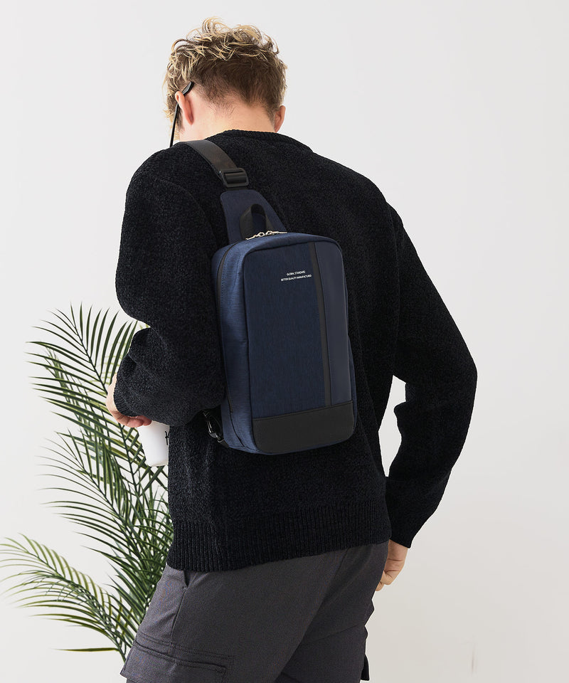 【BLUE STANDARD/ブルースタンダード】切り替え フェイクレザー ボディーバッグ