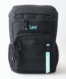【Lee/リー】【容量21L 撥水加工を施したポリエステル素材を使用】ボックスリュックA シンプル スタイリッシュ ブランドロゴ テープチャーム付き デイリーユース 通勤 通学 ❘ジーンズメイト公式オンラインショップ