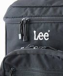 【Lee/リー】【容量21L 撥水加工を施したポリエステル素材を使用】ボックスリュックA シンプル スタイリッシュ ブランドロゴ テープチャーム付き デイリーユース 通勤 通学 ❘ジーンズメイト公式オンラインショップ