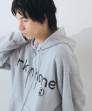 【BRKNHOME/ブロークンホーム】カレッジロゴ プリント フルジップ スウェットパーカー