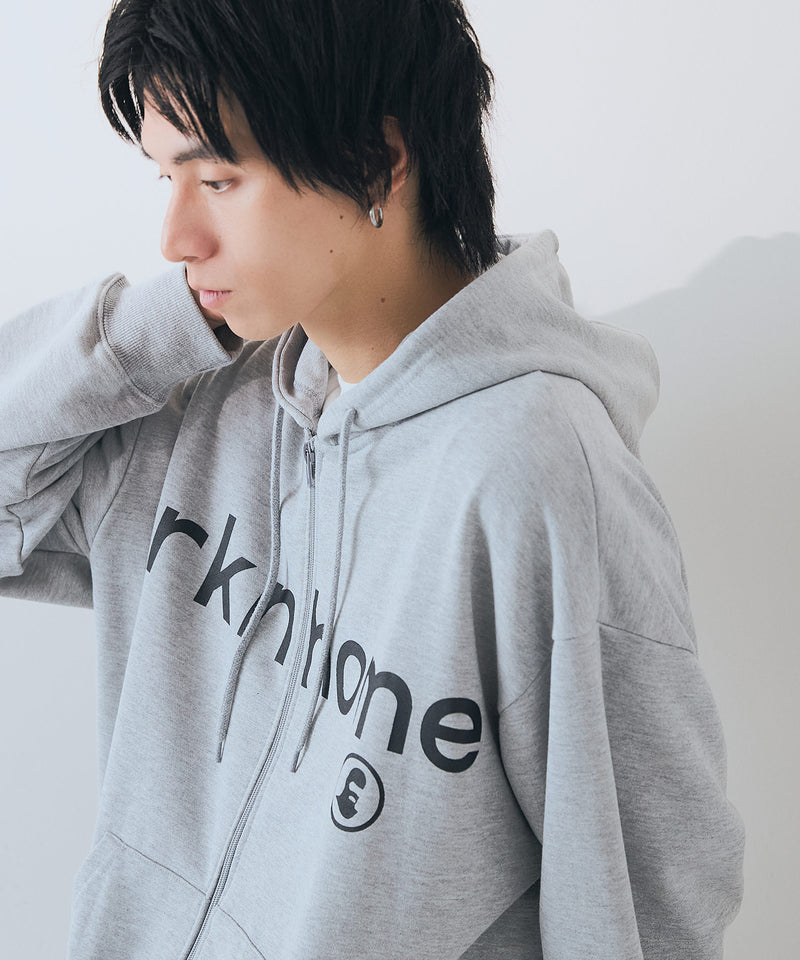 【BRKNHOME/ブロークンホーム】カレッジロゴ プリント フルジップ スウェットパーカー