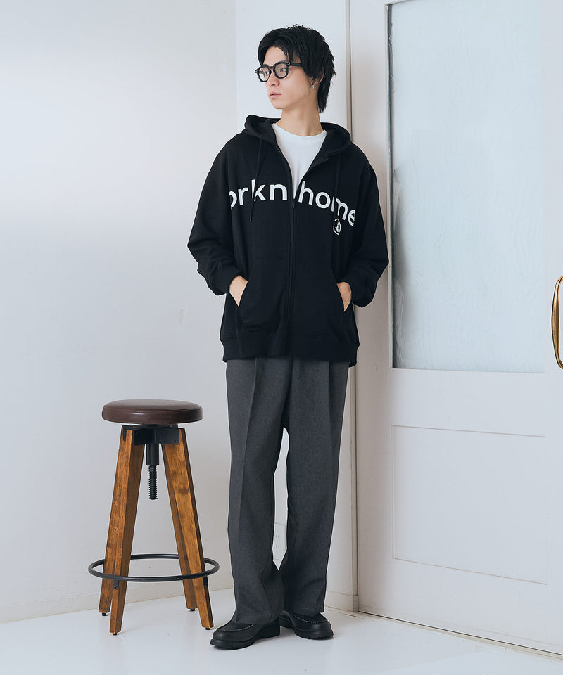 【BRKNHOME/ブロークンホーム】カレッジロゴ プリント フルジップ スウェットパーカー