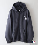 【PEANUTS/ピーナッツ】【ユニセックスデザインでリンクコーデにも◎】MLB×PEANUTS 裏起毛ジップパーカー 保温 キャラクター ドジャース ヤンキース ホワイトソックス