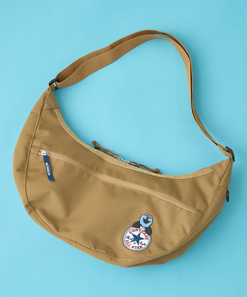 PUPPET SUNSUN×CONVERS SUNSUN CRESCENT SLING BAG/パペットスンスン コラボ/スリングバッグ【CONVERSE/コンバース】
