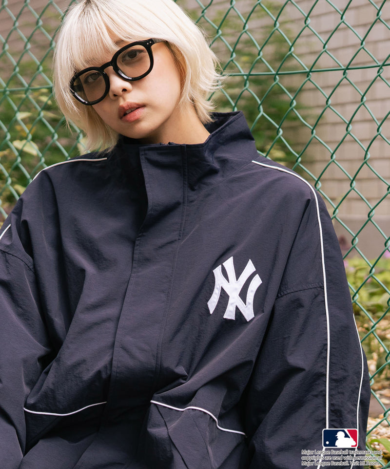 【MLB/メジャーリーグベースボール】パイピングナイロンジャケット