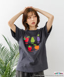 【はらぺこあおむし/The Very Hungry Caterpillar】【コットン100%のしっかりした生地 ドロップショルダー】オリジナルデザイン 刺繍Tシャツ エリック・カール 絵本 キャラクター グッズ ユニセックス