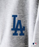 【PEANUTS×MLB】オリジナルデザイン フルジップパーカー ヤンキース ドジャース カブス キャラクター