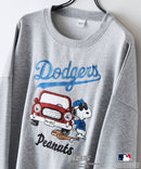 【PEANUTS/ピーナッツ】【ユニセックスデザインでリンクコーデにも◎】MLB×PEANUTS 裏起毛トレーナー 保温 キャラクター ドジャース ヤンキース パイレーツ モクグレーA柄 ❘ジーンズメイト公式オンラインショップ