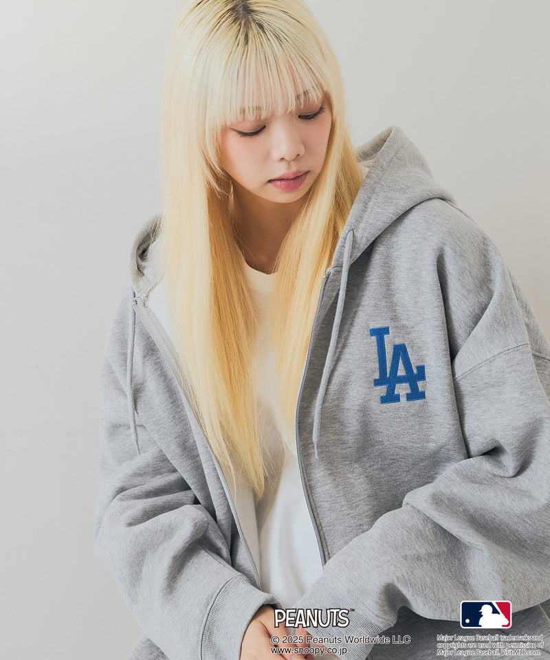 【PEANUTS×MLB】オリジナルデザイン フルジップパーカー ヤンキース ドジャース カブス キャラクター