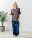 【Monchhichi/モンチッチ】【限定オリジナルデザイン】モンチッチ Tシャツ コットン100% ドロップショルダーシルエット プリント サガラ刺繍 半袖 カットソー キャラクター レトロ ユニセックス