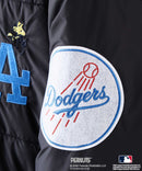 【PEANUTS/ピーナッツ】【ユニセックスデザイン リンクコーデ・カップルコーデにも◎】MLB×PEANUTS パファージャケット ブルゾン 中綿ジャケット オーバーサイズ スタンドネック 保温 ドジャース ヤンキース パドレス ❘ジーンズメイト公式オンラインショップ