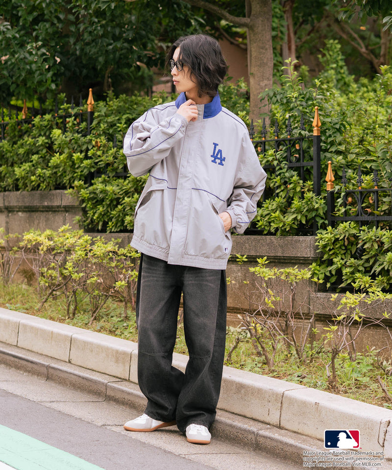 【MLB/メジャーリーグベースボール】パイピングナイロンジャケット