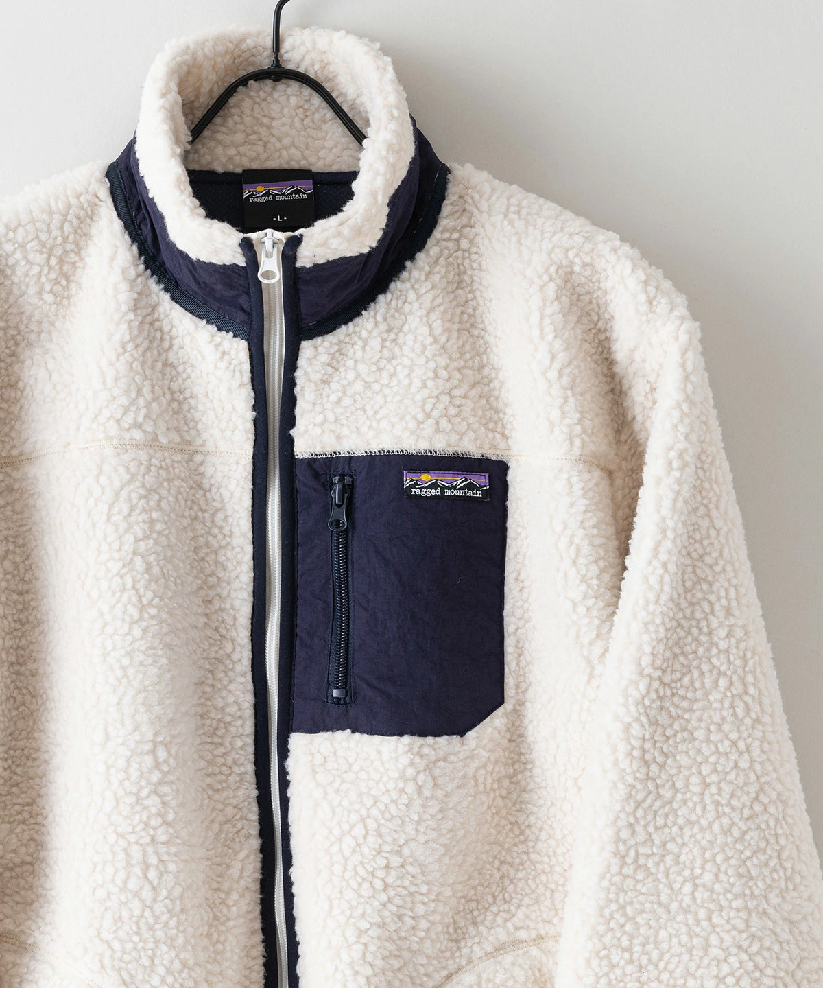 Patagonia リバーシブルボアジャケット　フード付き 防寒　アウトドア patagonia パタゴニア クラシック レトロX ジャケット フリース