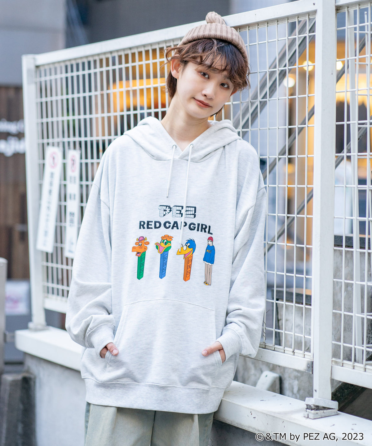RE. 仲里依紗 フーディ ビックシルエット パーカー レッド