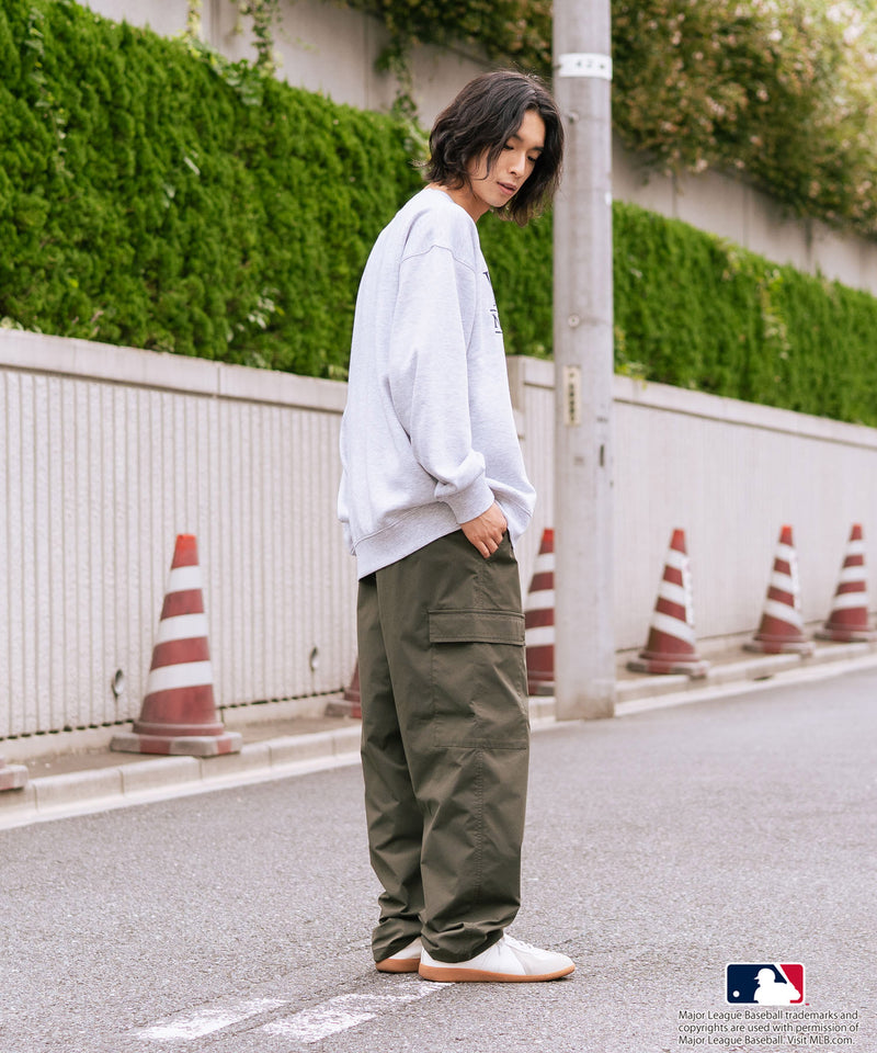 【MLB/メジャーリーグベースボール】 裏起毛 レトロロゴ クルーネックトレーナー スウェット