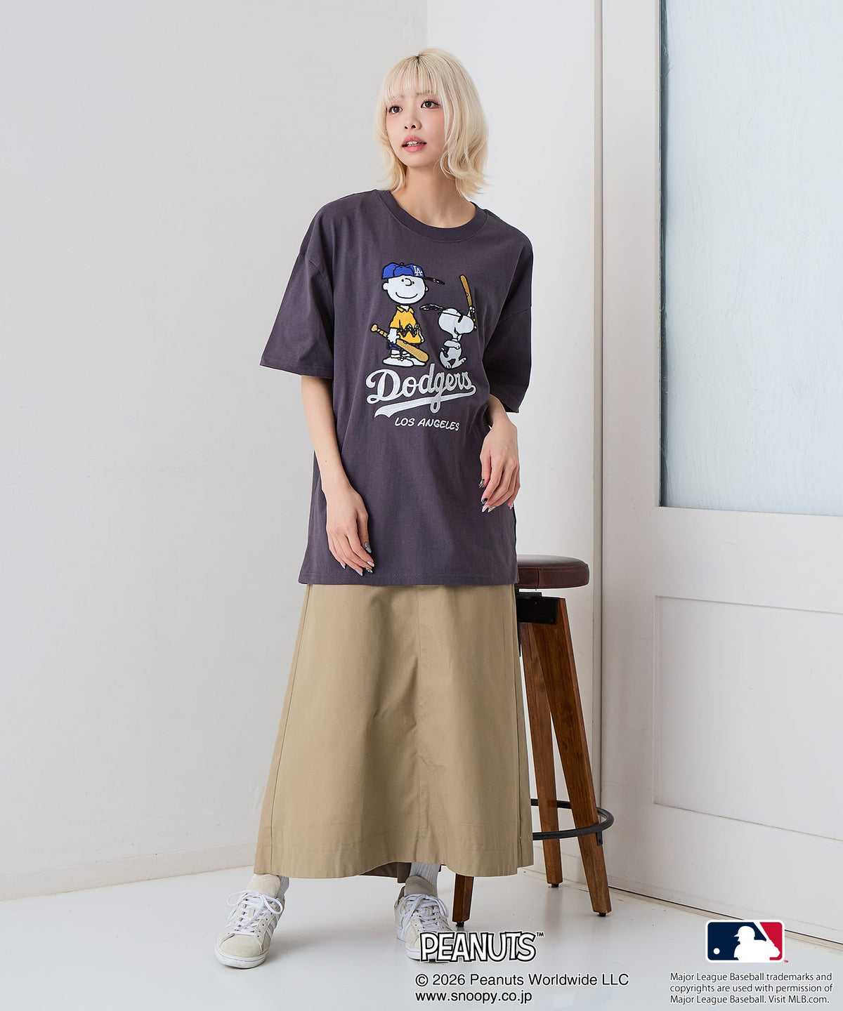 PEANUTS×MLB】オリジナルデザインTシャツ 刺繍 ドロップショルダー