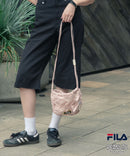 【FILA/フィラ × PEANUTS/ピーナッツ】クシュクシュ ミニショルダーバッグ