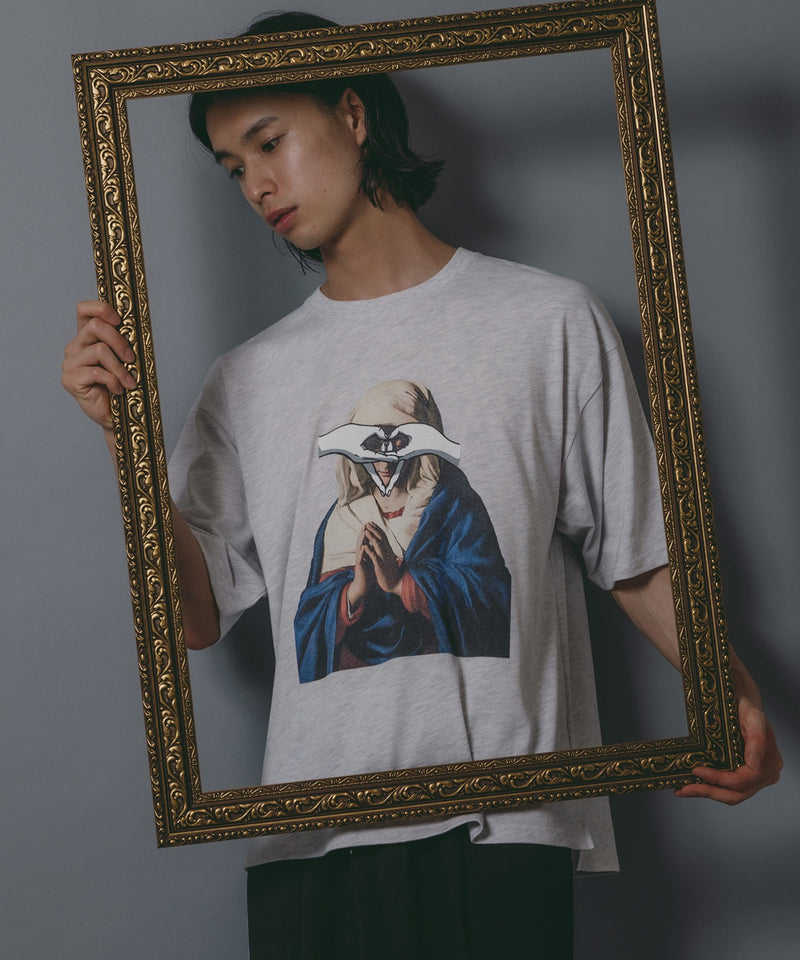 Praying + mosaic hands Tee zo