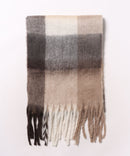 【FORTPOINT/フォートポイント】フリンジ使いマフラー