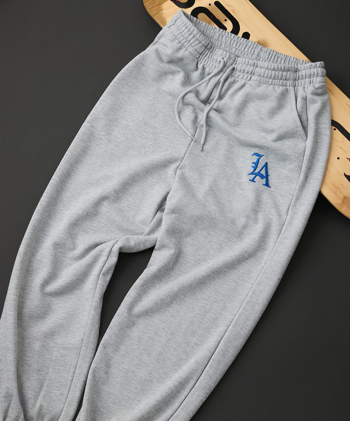 Labiページ SAVIER：サビアー】LAロゴ刺繍 スウェットパンツ【セットアップ可能】